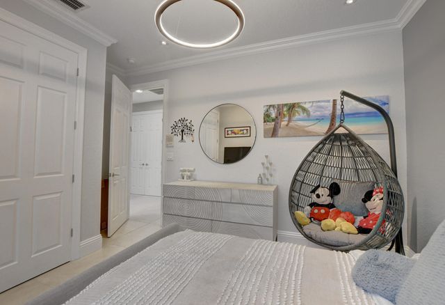 19211 N Creekshore Court, Boca Raton, FL 33498