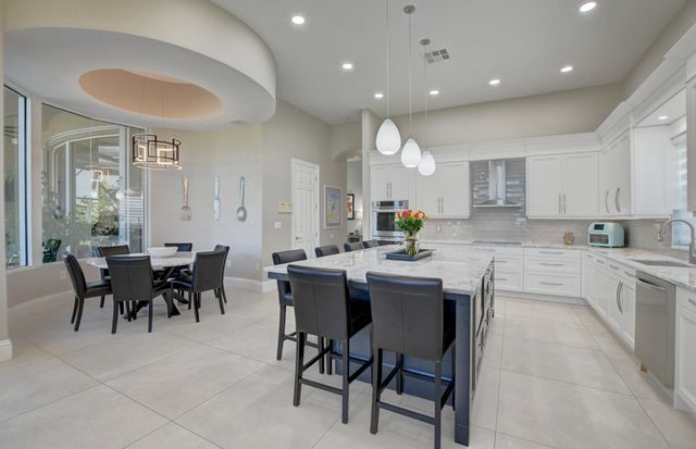 19211 N Creekshore Court, Boca Raton, FL 33498