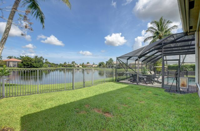 19211 N Creekshore Court, Boca Raton, FL 33498