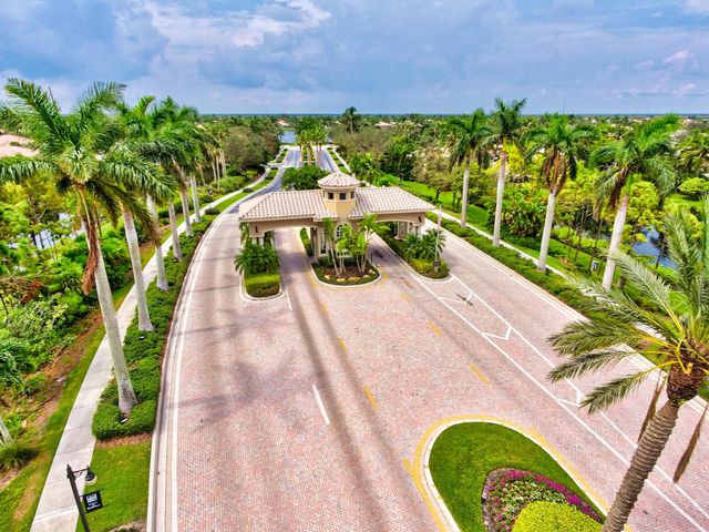 19211 N Creekshore Court, Boca Raton, FL 33498