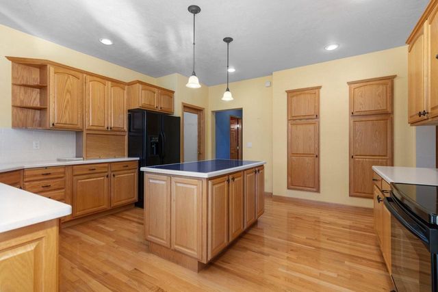 841 WHISPER FALLS LANE, Menasha, WI 54952