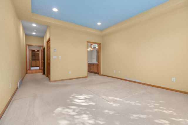 841 WHISPER FALLS LANE, Menasha, WI 54952