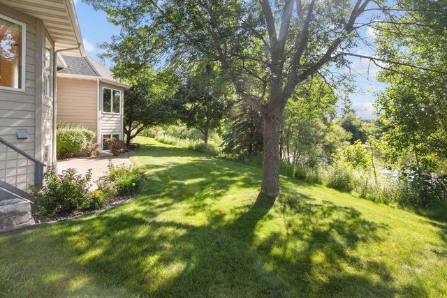 841 WHISPER FALLS LANE, Menasha, WI 54952
