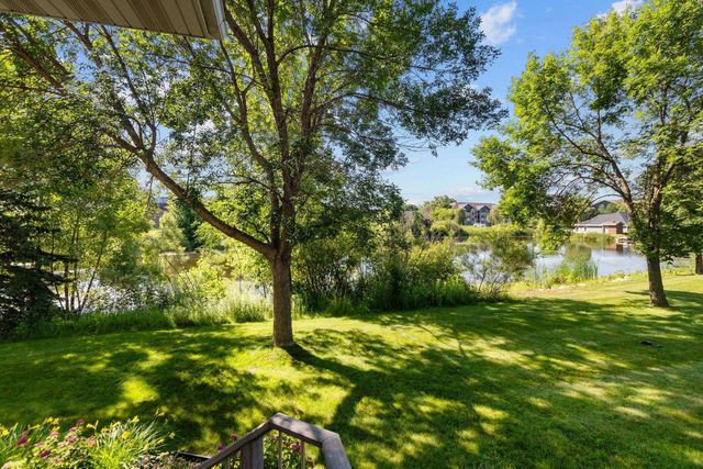 841 WHISPER FALLS LANE, Menasha, WI 54952