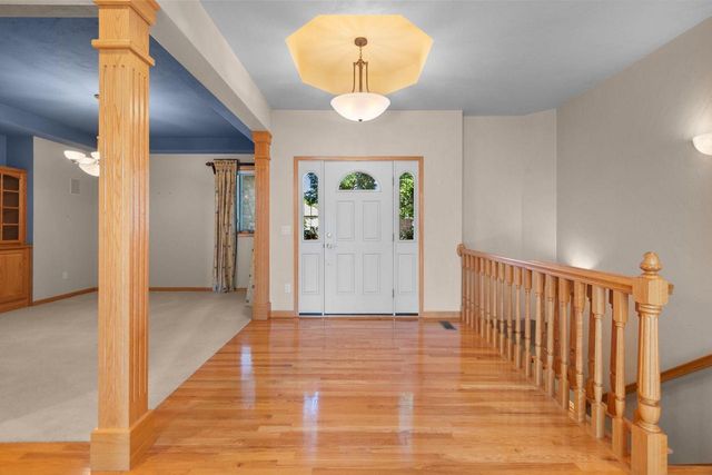 841 WHISPER FALLS LANE, Menasha, WI 54952