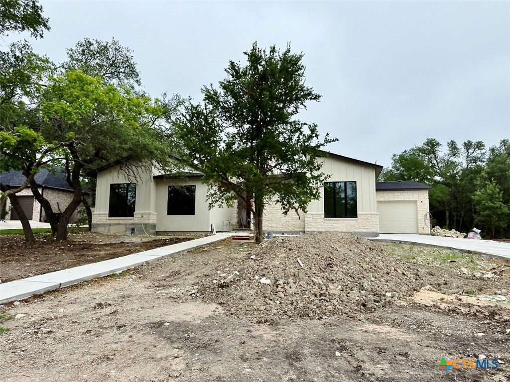 Image 1 of property listing at 6916 Castlerock Drive, Temple, TX 76502