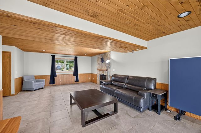 4639 Manor Park Drive NW, Rochester, MN 55901