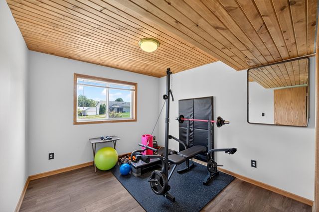 4639 Manor Park Drive NW, Rochester, MN 55901