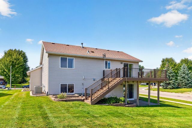 4639 Manor Park Drive NW, Rochester, MN 55901