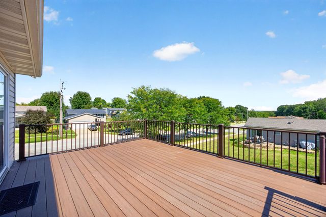 4639 Manor Park Drive NW, Rochester, MN 55901