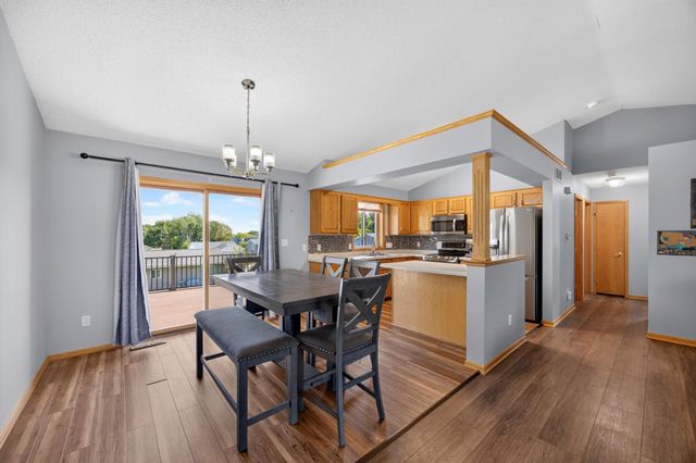 4639 Manor Park Drive NW, Rochester, MN 55901