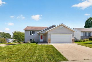 4639 Manor Park Drive NW, Rochester, MN 55901