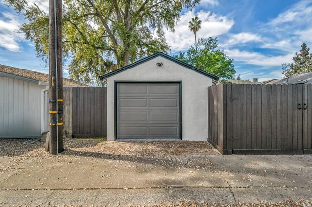 1701 Alabama Ave, West Sacramento, CA 95691
