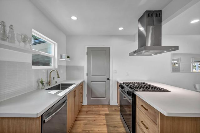 1701 Alabama Ave, West Sacramento, CA 95691