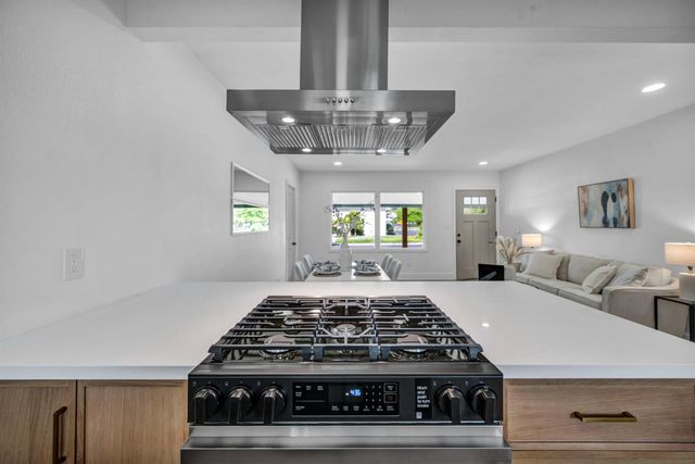 1701 Alabama Ave, West Sacramento, CA 95691