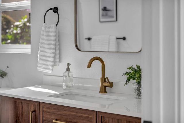 1701 Alabama Ave, West Sacramento, CA 95691