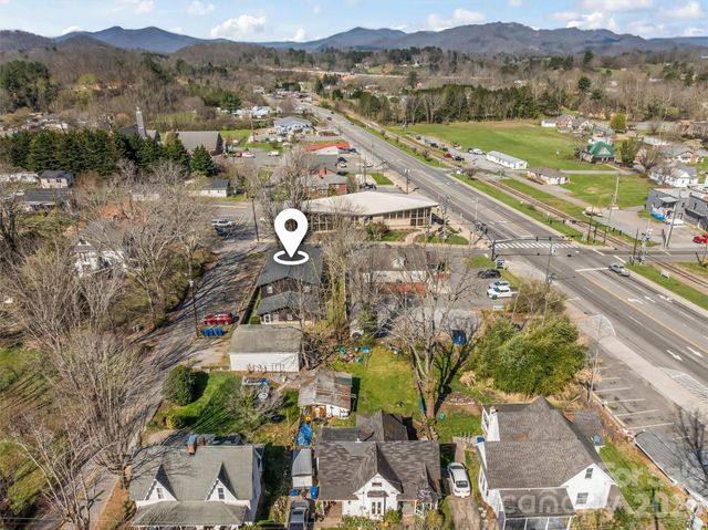 71 Maple Street, Clyde, NC 28721