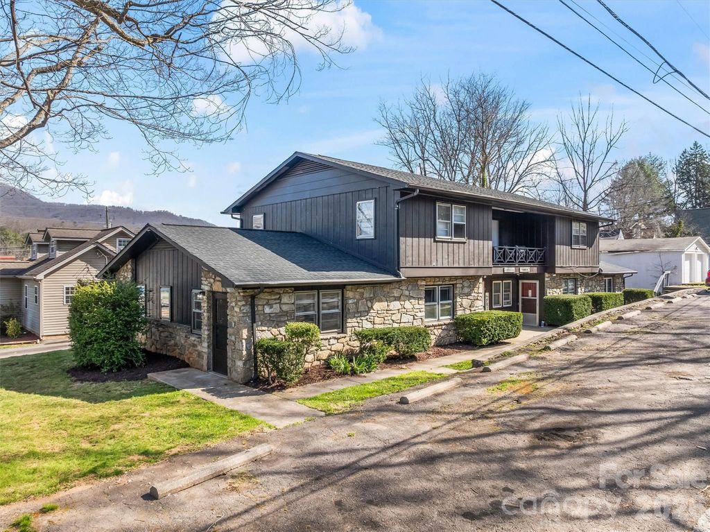 71 Maple Street, Clyde, NC 28721