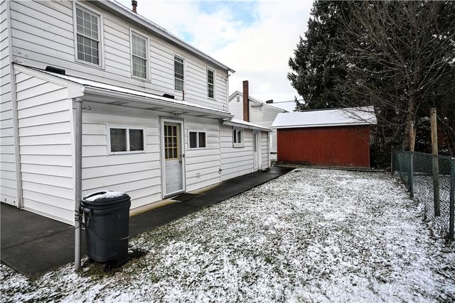 209 211 Water St, Fayette City, PA 15438