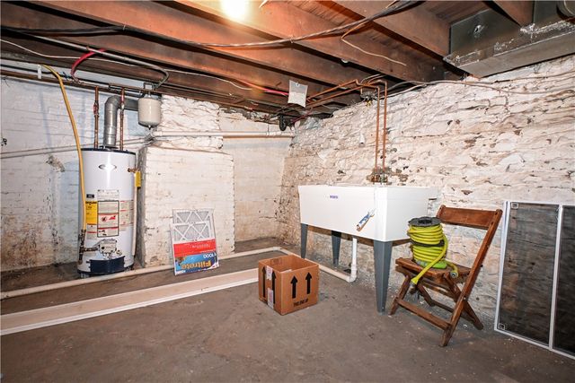 209 211 Water St, Fayette City, PA 15438