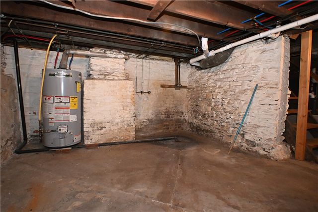 209 211 Water St, Fayette City, PA 15438