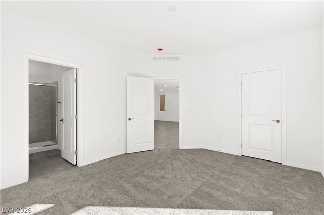 7443 Legacy Point Street, Las Vegas, NV 89113