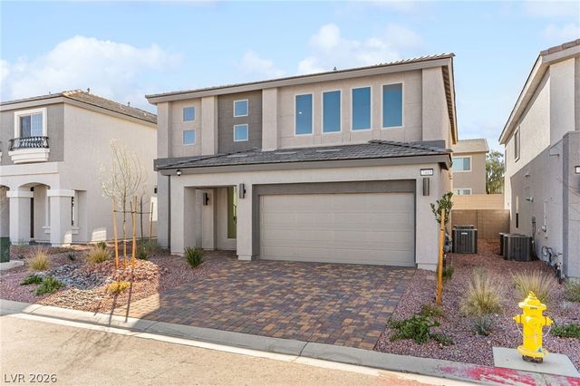 7443 Legacy Point Street, Las Vegas, NV 89113