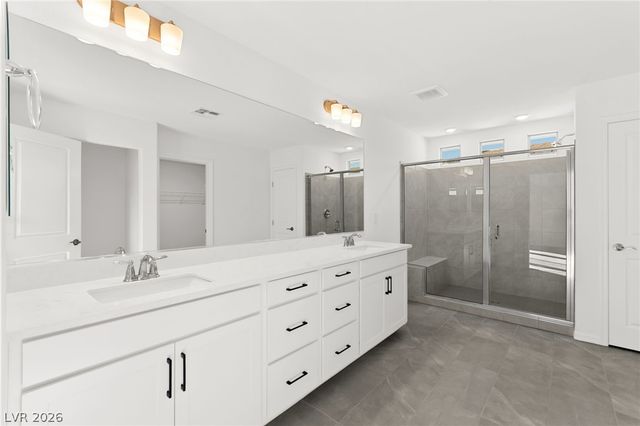 7443 Legacy Point Street, Las Vegas, NV 89113