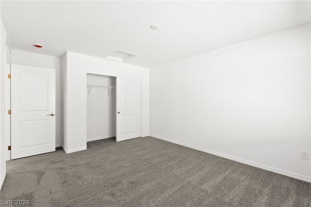 7443 Legacy Point Street, Las Vegas, NV 89113