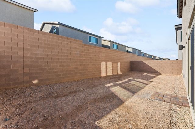 7443 Legacy Point Street, Las Vegas, NV 89113