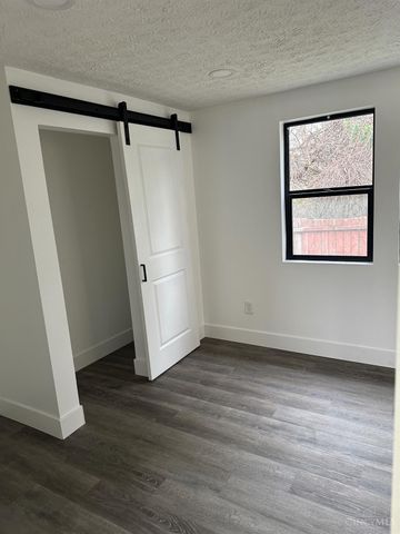 3209 Seneca Street, Middletown, OH 45044