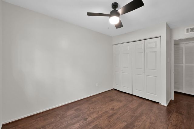 21 Gambrel Oak Place, The Woodlands, TX 77380