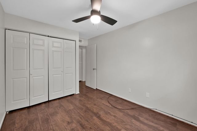 21 Gambrel Oak Place, The Woodlands, TX 77380