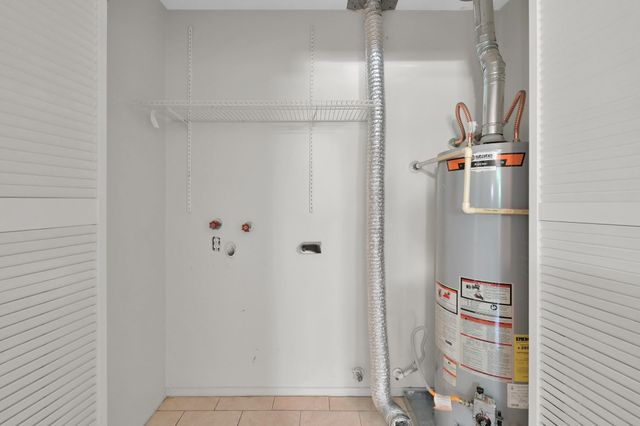 21 Gambrel Oak Place, The Woodlands, TX 77380