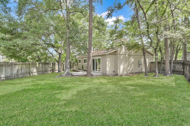 21 Gambrel Oak Place, The Woodlands, TX 77380