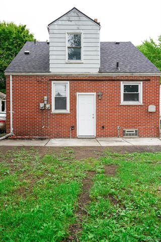 750 E Hayes Avenue, Hazel Park, MI 48030
