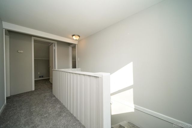 750 E Hayes Avenue, Hazel Park, MI 48030