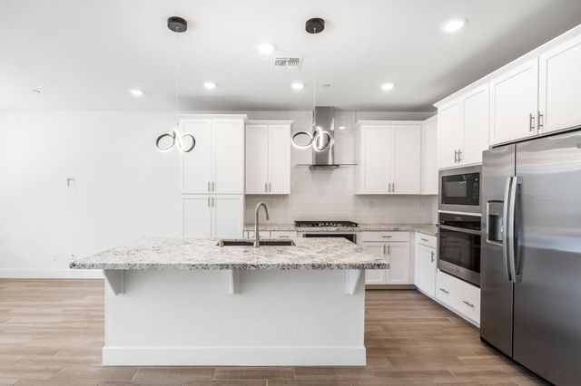 12677 Quantum Way, Rancho Cordova, CA 95742
