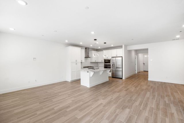 12677 Quantum Way, Rancho Cordova, CA 95742