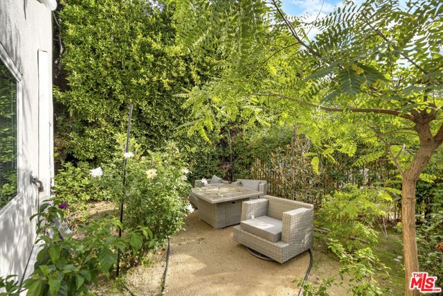 12233 Killion Street, Valley Village, CA 91607