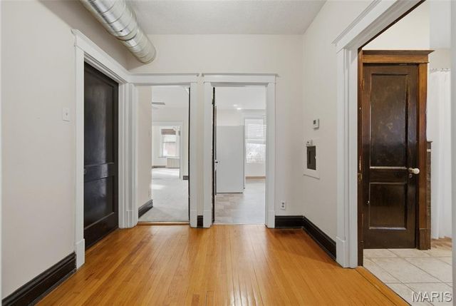 5921 S Kingshighway Boulevard, St Louis, MO 63109