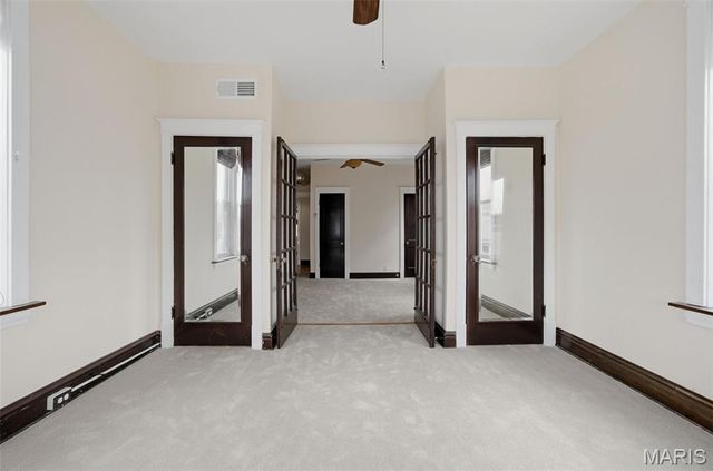 5921 S Kingshighway Boulevard, St Louis, MO 63109