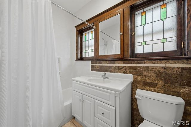 5921 S Kingshighway Boulevard, St Louis, MO 63109