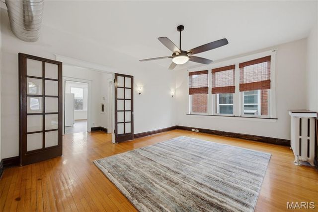 5921 S Kingshighway Boulevard, St Louis, MO 63109