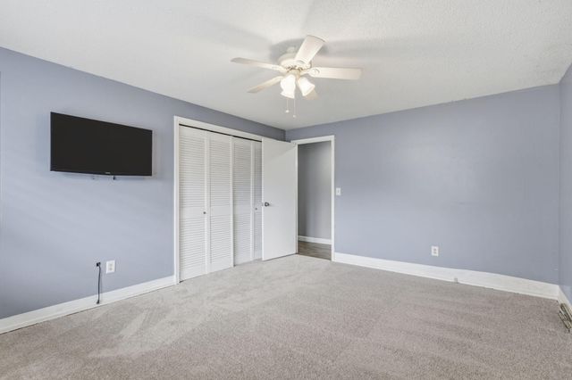 1650 E Swallow Street, Springfield, MO 65804