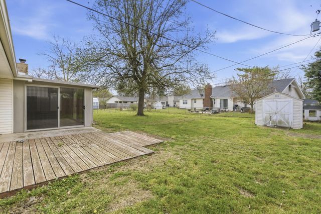 1650 E Swallow Street, Springfield, MO 65804