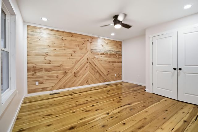 255 Pumpkin Creek Circle, Jamestown, KY 42629