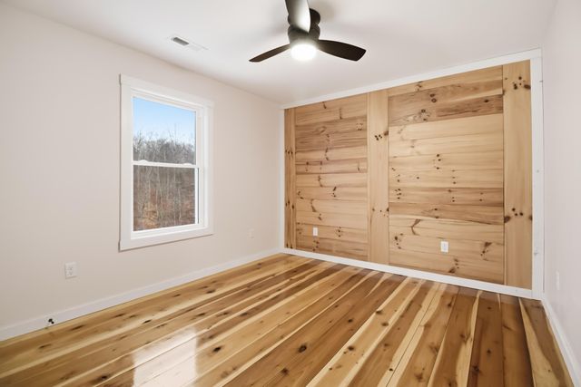 255 Pumpkin Creek Circle, Jamestown, KY 42629