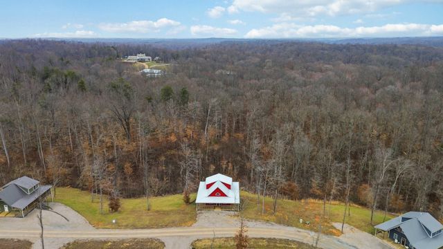 255 Pumpkin Creek Circle, Jamestown, KY 42629