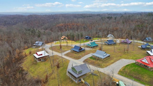 255 Pumpkin Creek Circle, Jamestown, KY 42629